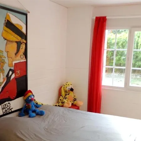 Casa vacanze Maison Chaleureuse Proche De Avec Un Grand Jardin Montluçon