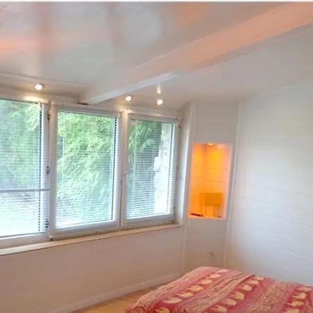 Casa vacanze Maison Chaleureuse Proche De Avec Un Grand Jardin *