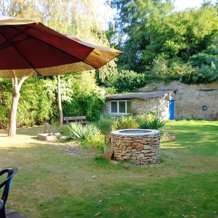 בית נופש Maison Chaleureuse Proche De Avec Un Grand Jardin