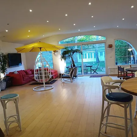 Casa vacanze Maison Chaleureuse Proche De Avec Un Grand Jardin *