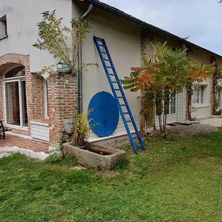 Casa vacanze Maison Chaleureuse Proche De Avec Un Grand Jardin *