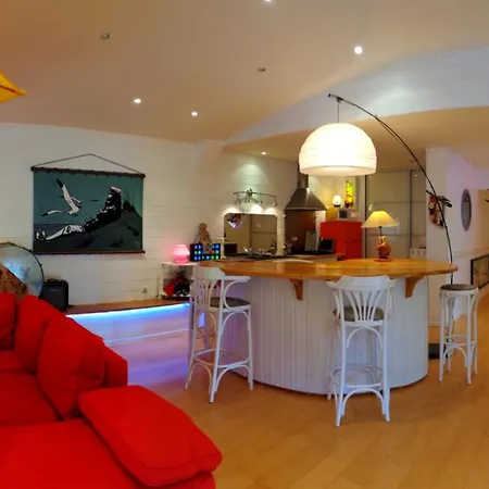 Maison Chaleureuse Proche De Avec Un Grand Jardin Дом отдыха